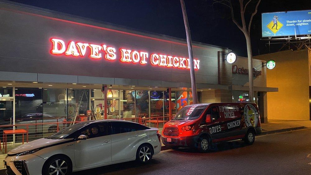 Angled image of exterior dave's hot chicken in glendale ca