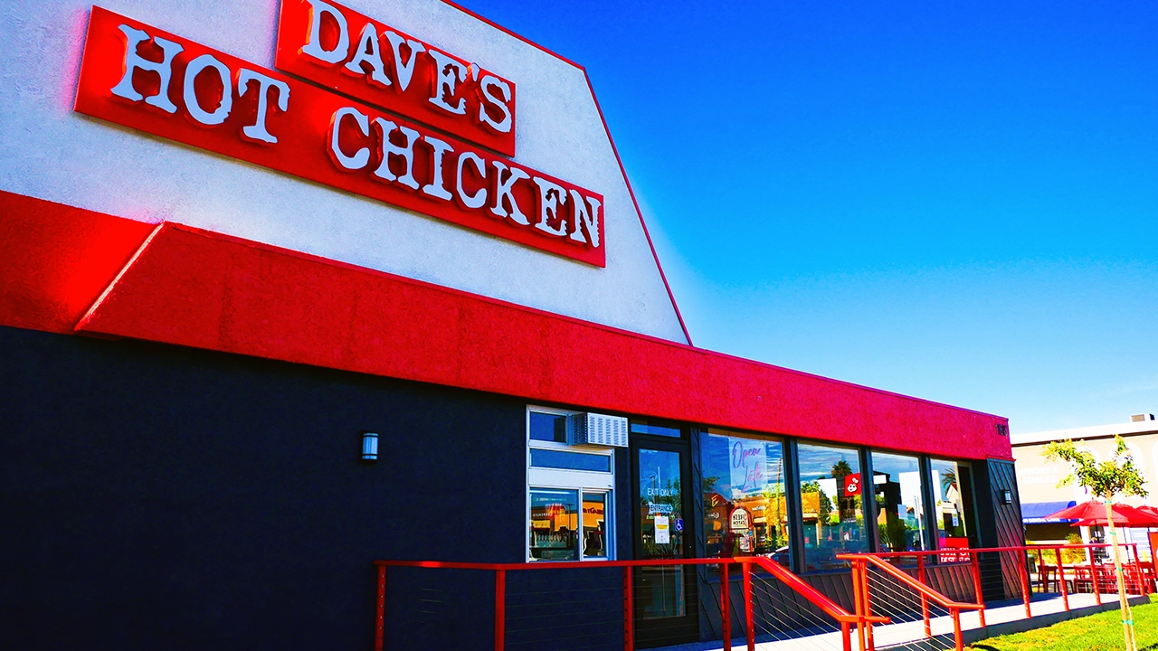 Your Dave's Hot Chicken Place in Artesia, CA (South St.)