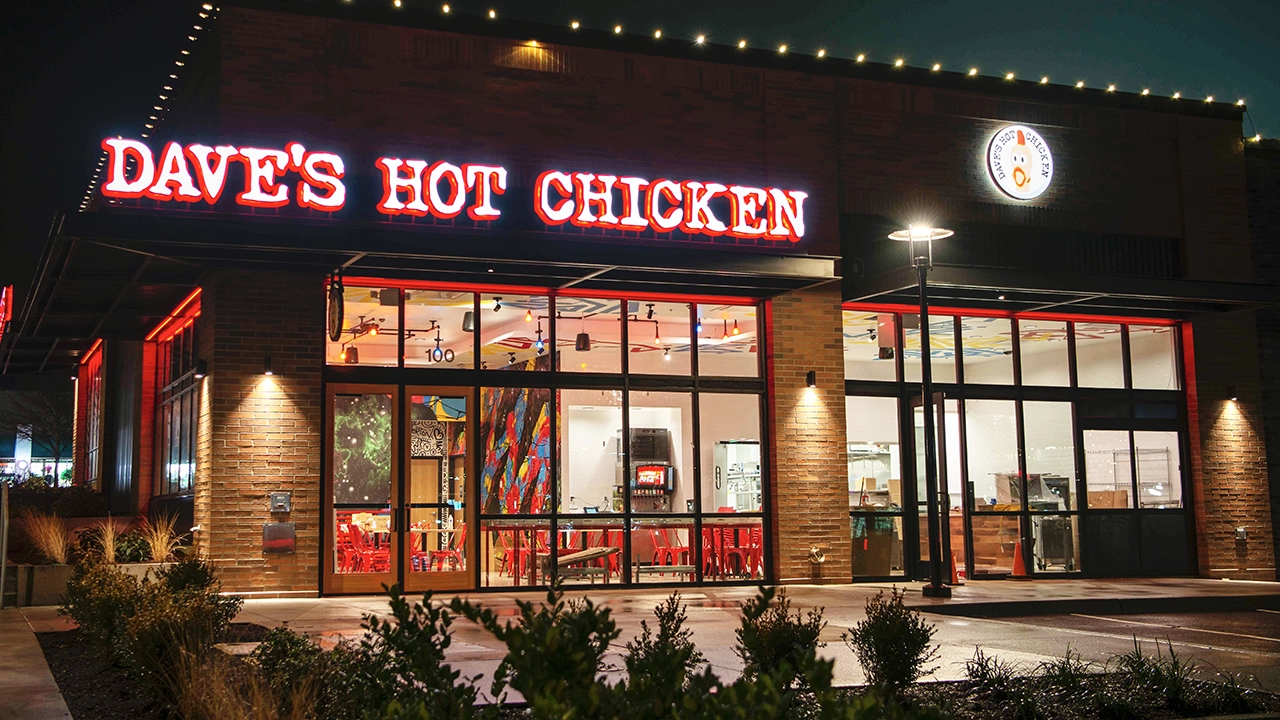 Your Dave's Hot Chicken Place in Beaverton, OR (Cedar Hills Blvd)