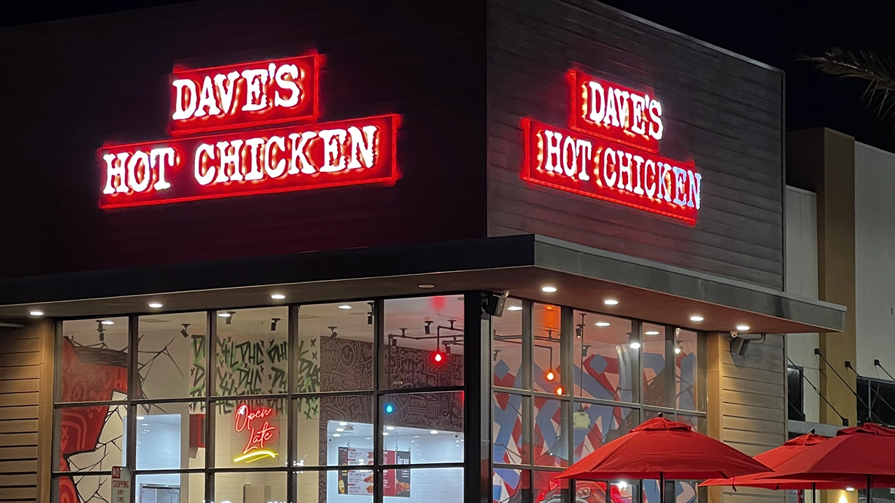 Your Dave's Hot Chicken Place in Fontana, CA (Sierra Ave)
