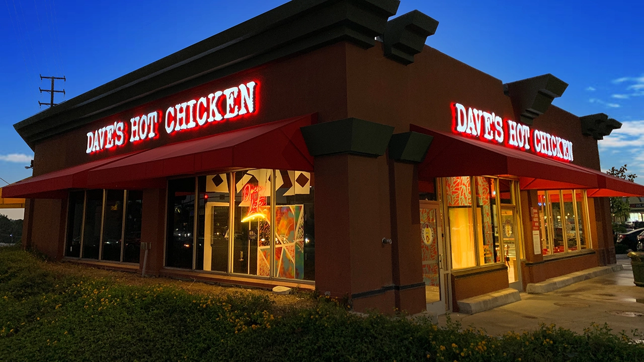 Your Dave's Hot Chicken Place in Ladera Heights, CA (Los Angeles)