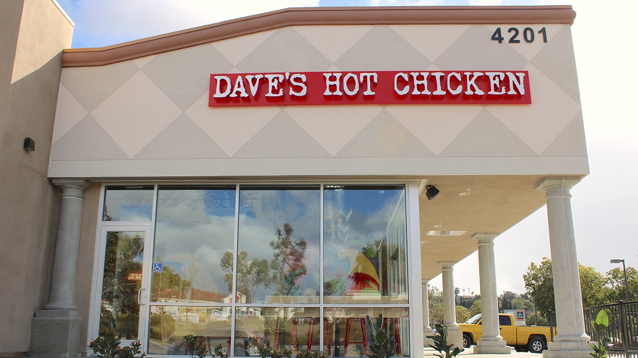 Your Dave's Hot Chicken Place in Oceanside, CA (Oceanside Blvd)