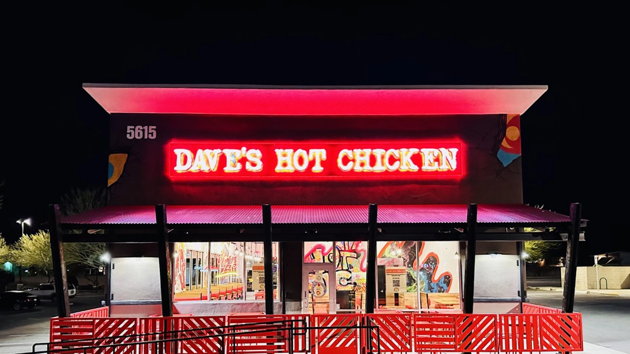 Your Dave's Hot Chicken Place in Tucson, AZ(E Broadway Blvd)